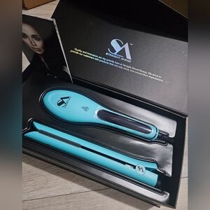 Straight Ahead Blue Hair Straightener Set